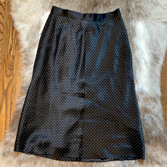 Banana Republic Dresses & Skirts - Banana Republic 100% skirt